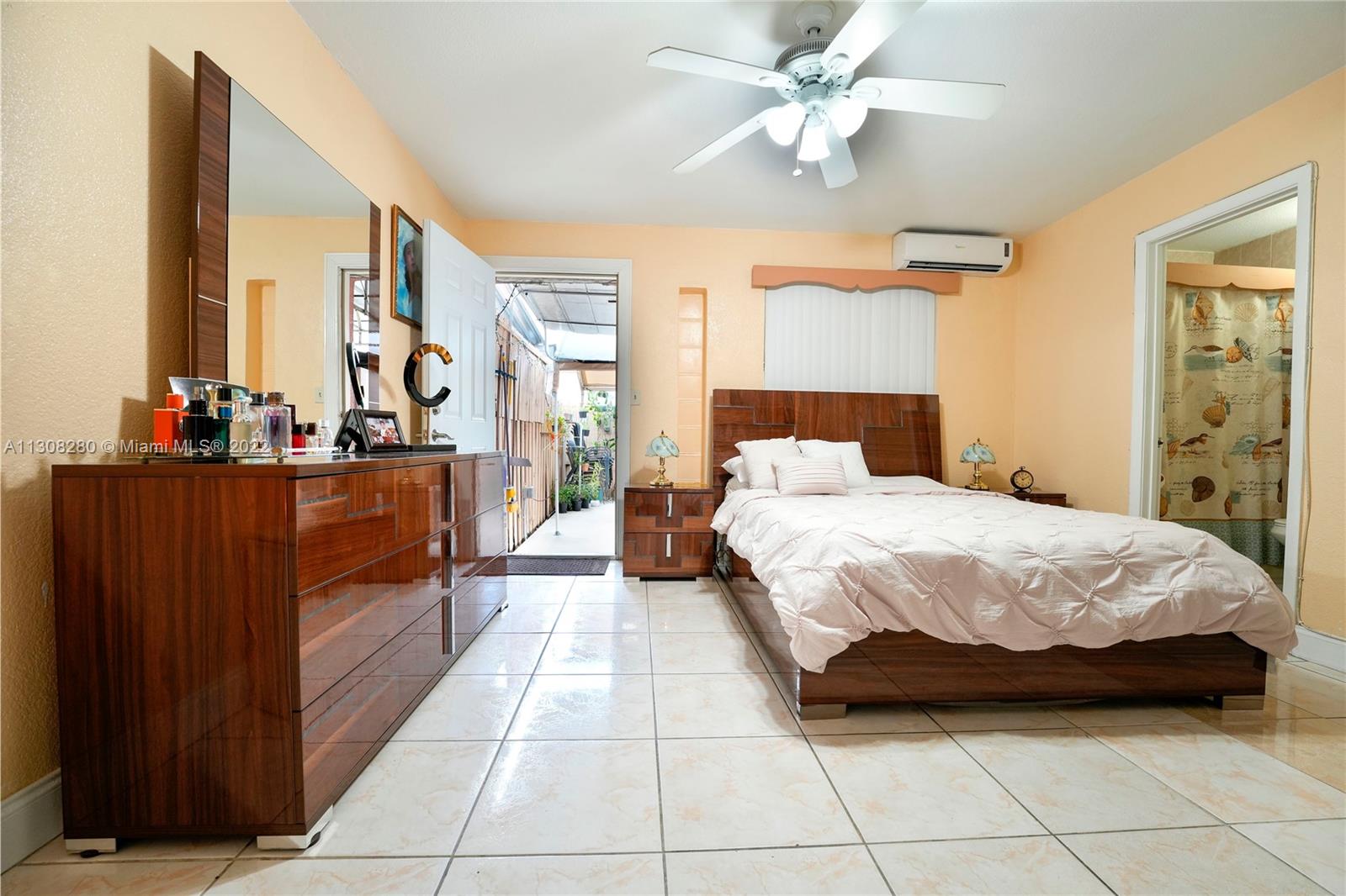 See details / 1920 sq. ft. $ 2023-01-21 0 Photo