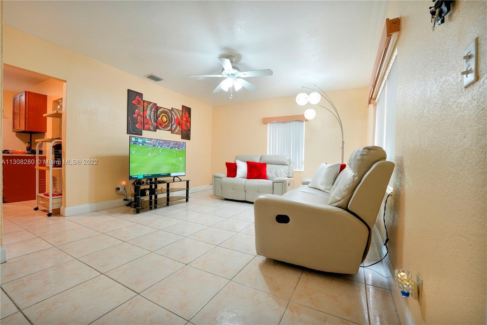 See details / 1920 sq. ft. $ 2023-01-21 0 Photo