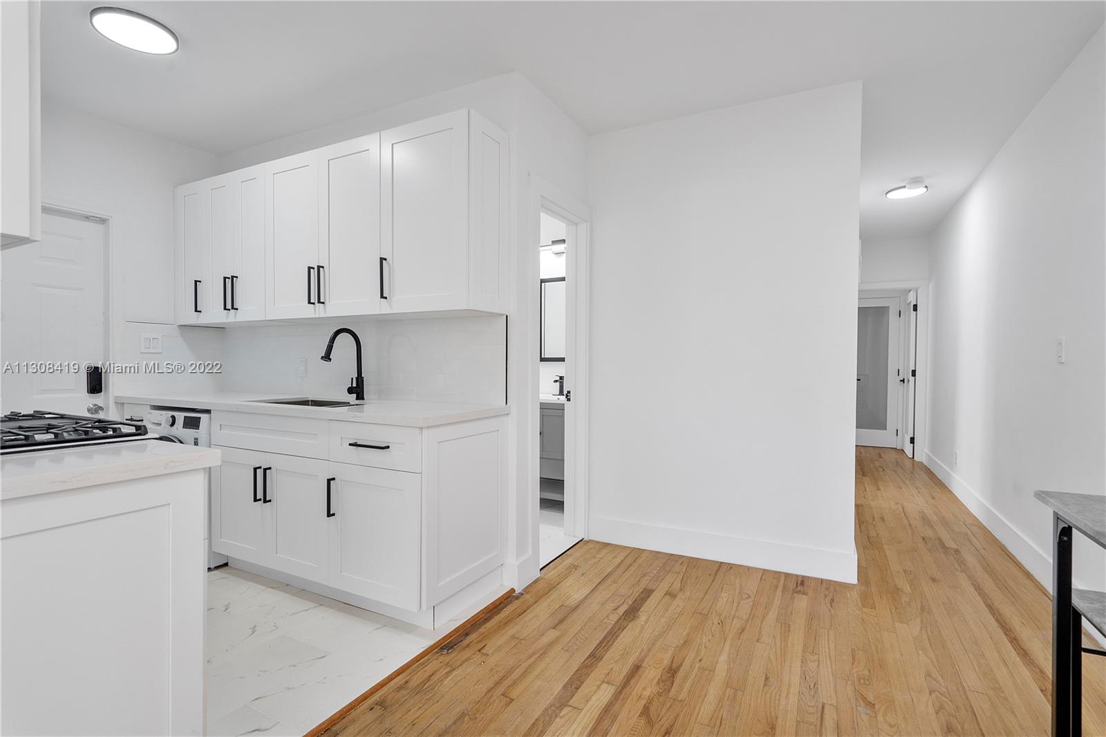See details / sq. ft. $ 2023-01-11 0 Photo