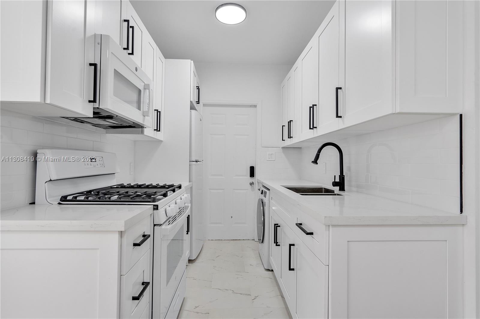 See details / sq. ft. $ 2023-01-11 0 Photo