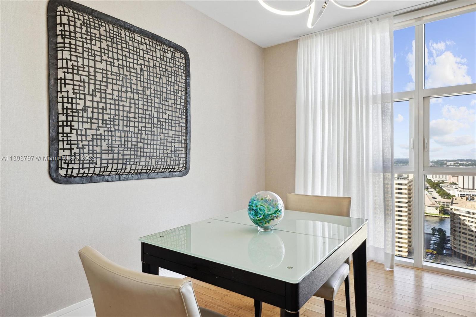 See details 2307 1 / 1 871 sq. ft. $ 2022-11-29 0 Photo