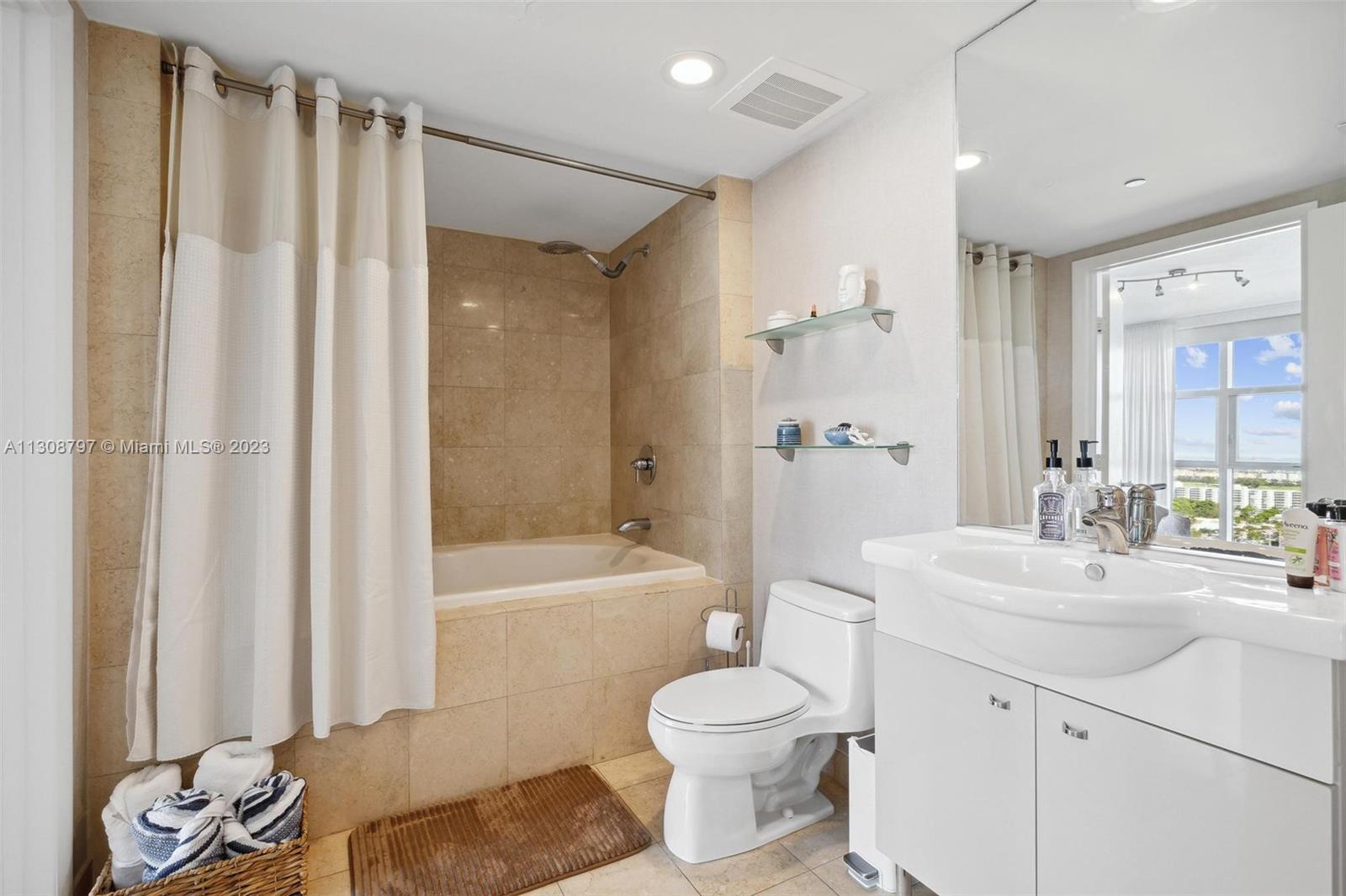 See details 2307 1 / 1 871 sq. ft. $ 2022-11-29 0 Photo