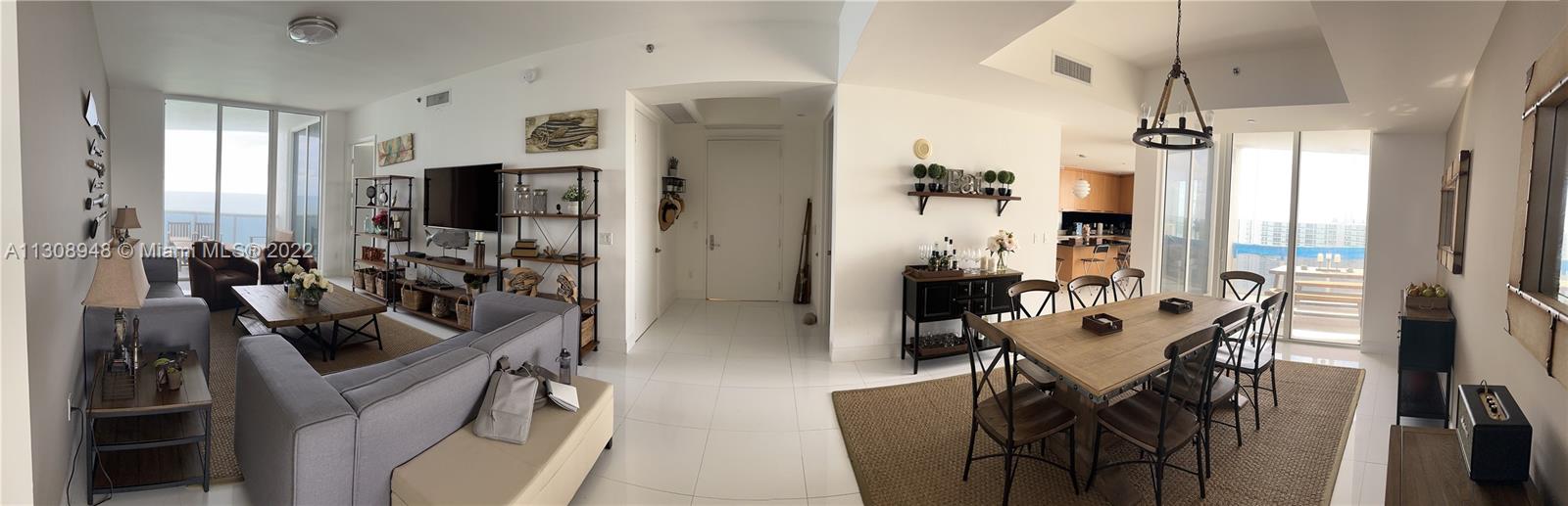 Ver detalles 1804 3 / 4 2558 sq. ft. $ 2022-12-27 0 foto