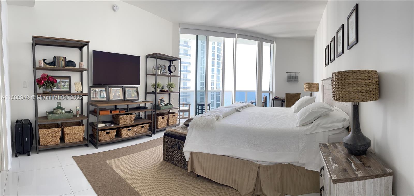 Ver detalles 1804 3 / 4 2558 sq. ft. $ 2022-12-27 0 foto