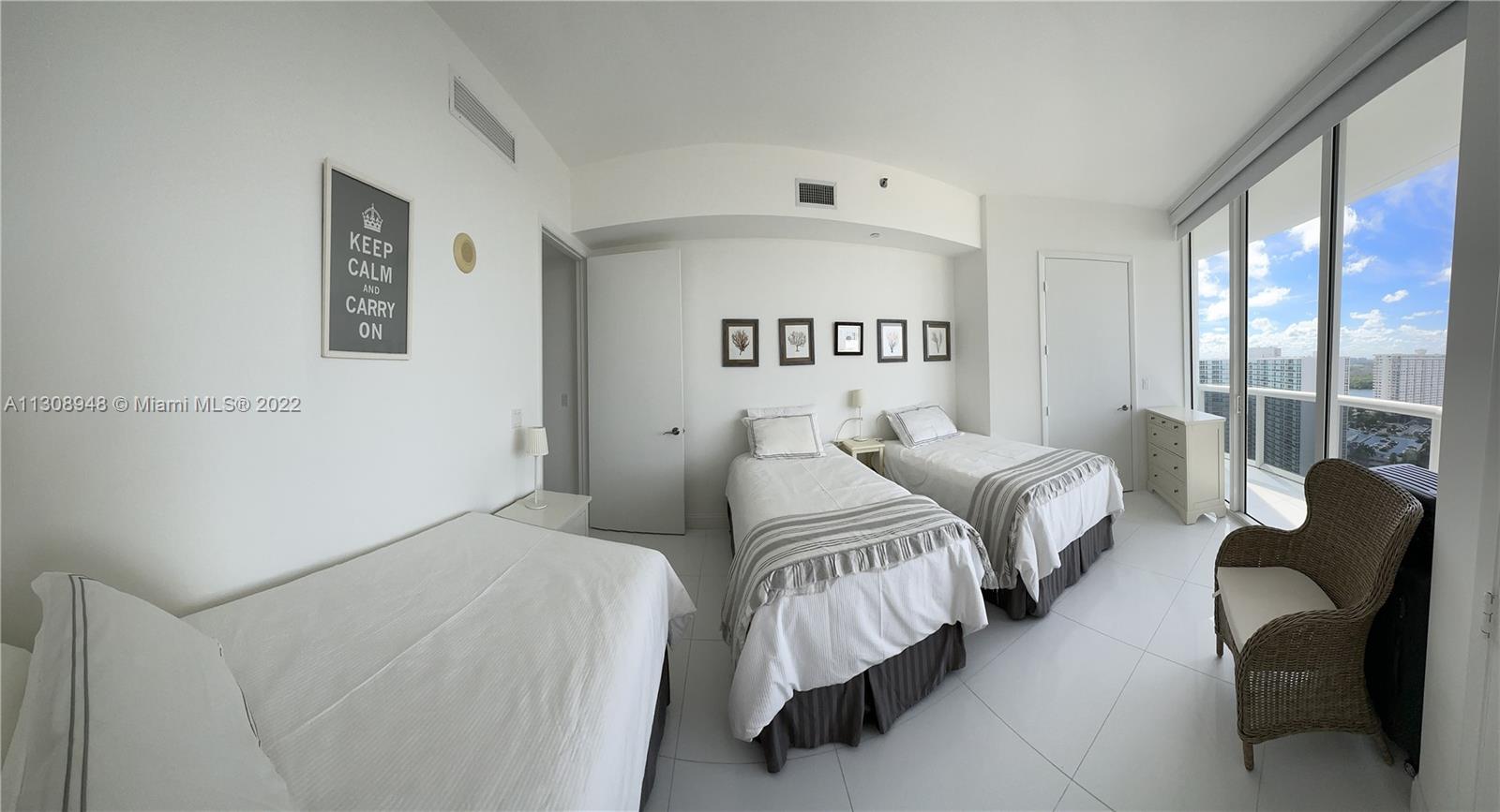 Ver detalles 1804 3 / 4 2558 sq. ft. $ 2022-12-27 0 foto
