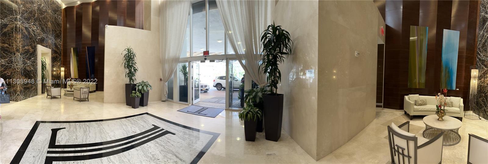 Ver detalles 1804 3 / 4 2558 sq. ft. $ 2022-12-27 0 foto