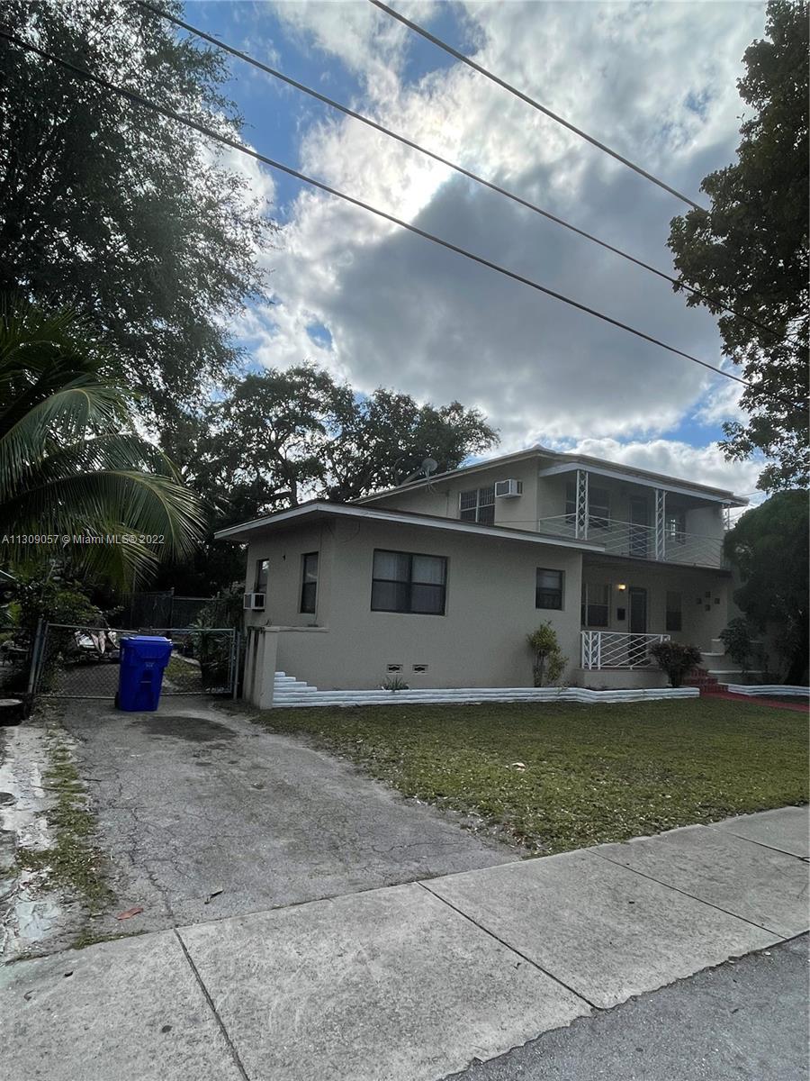 See details / 2456 sq. ft. $ 2022-11-29 0 Photo
