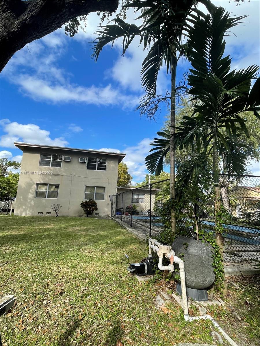 See details / 2456 sq. ft. $ 2022-11-29 0 Photo