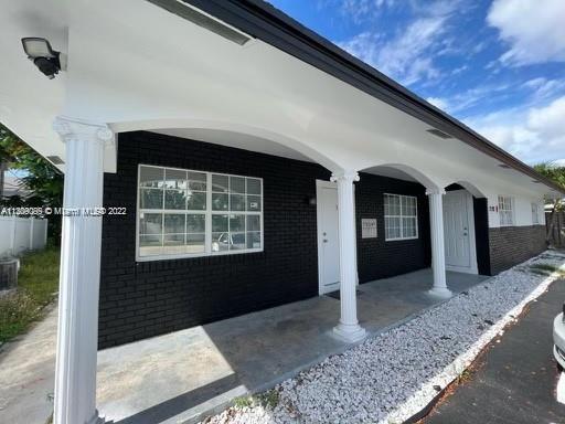 See details / 3442 sq. ft. $ 2023-01-22 0 Photo