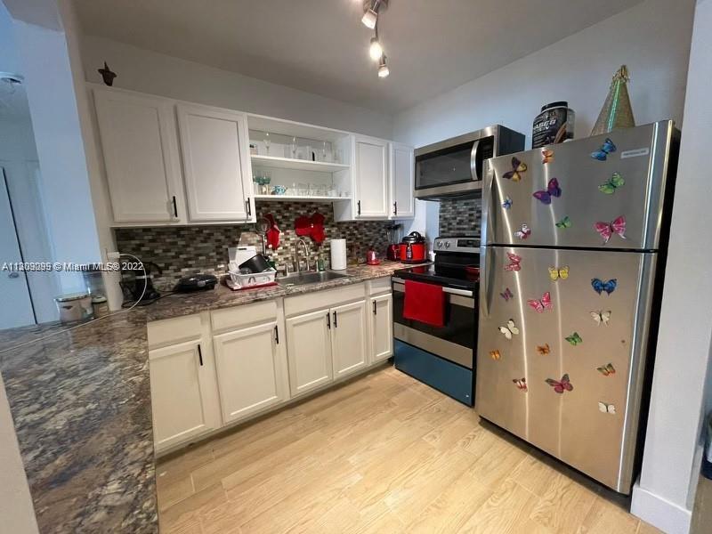 See details / 3442 sq. ft. $ 2023-01-22 0 Photo