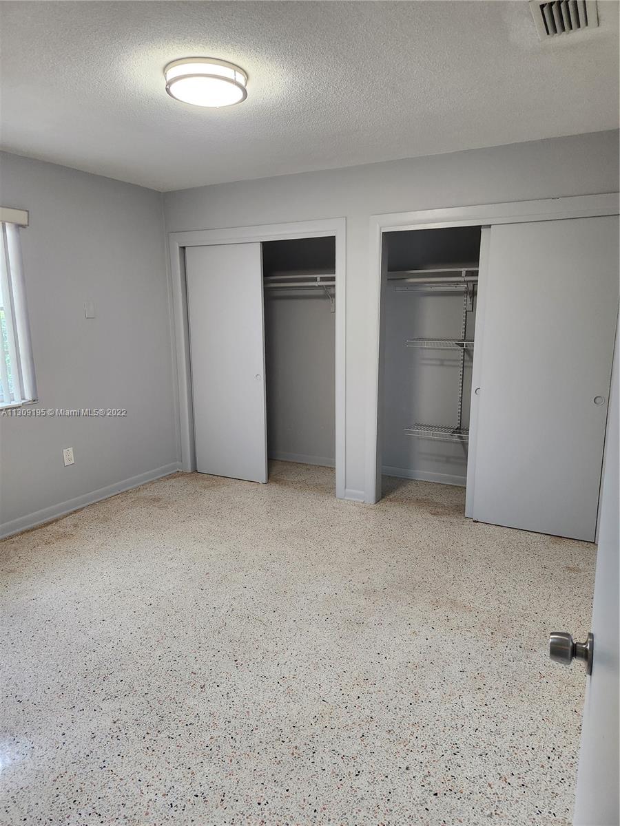 See details / 2606 sq. ft. $ 2022-11-30 0 Photo