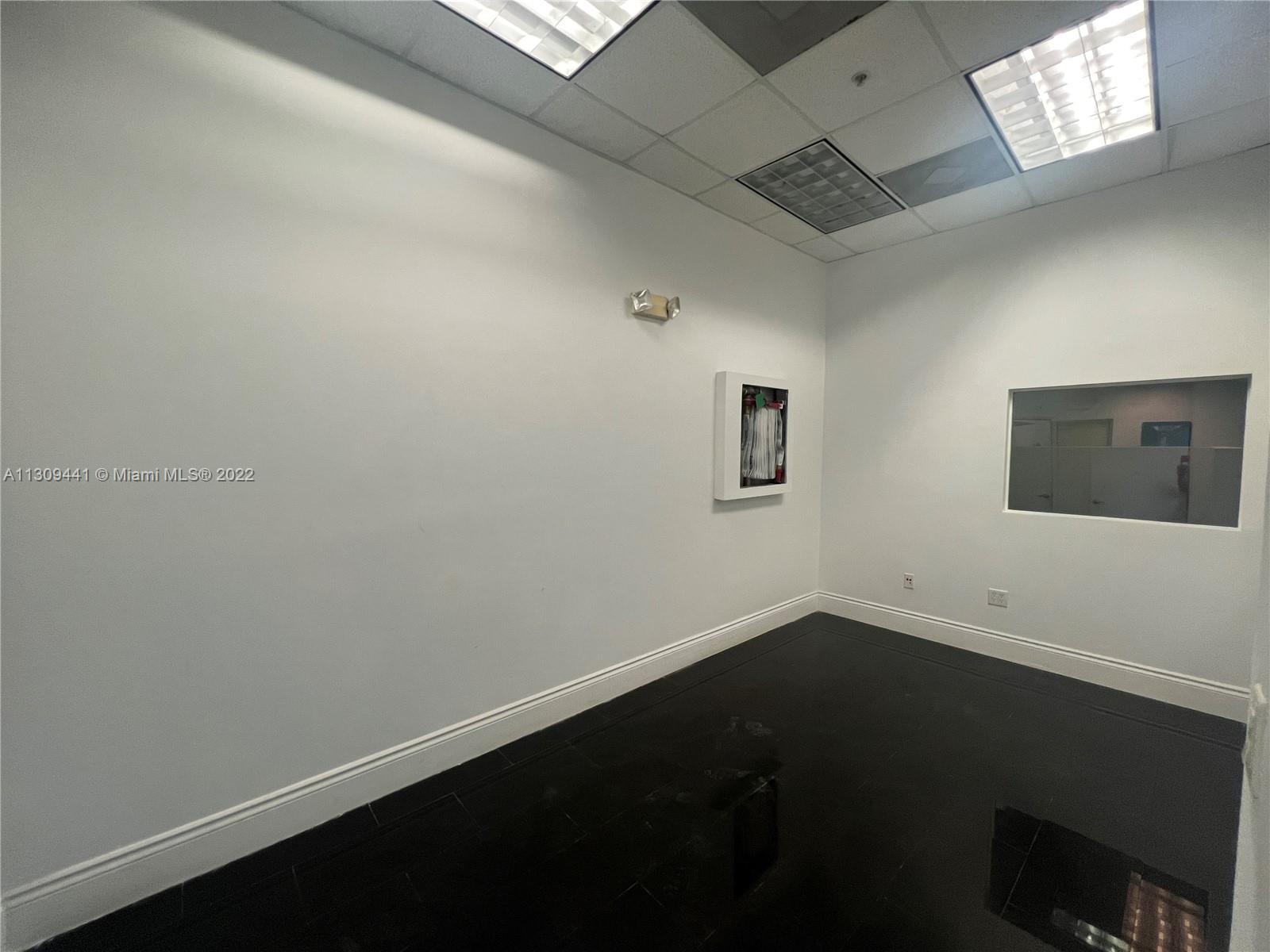 See details 4 / sq. ft. $ 2022-11-30 0 Photo