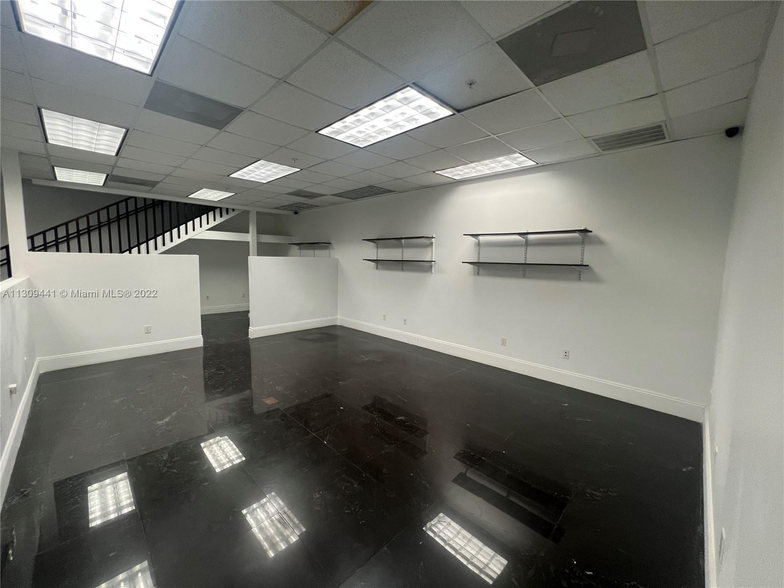See details 4 / sq. ft. $ 2022-11-30 0 Photo