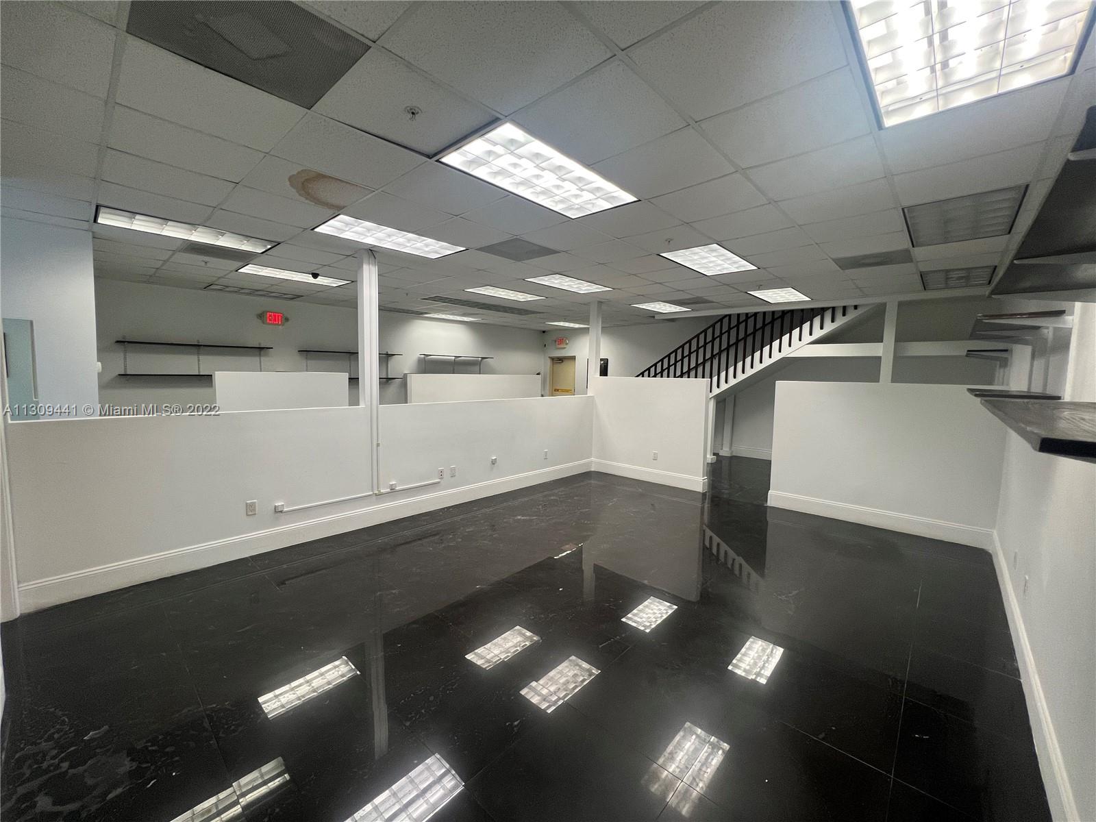 See details 4 / sq. ft. $ 2022-11-30 0 Photo