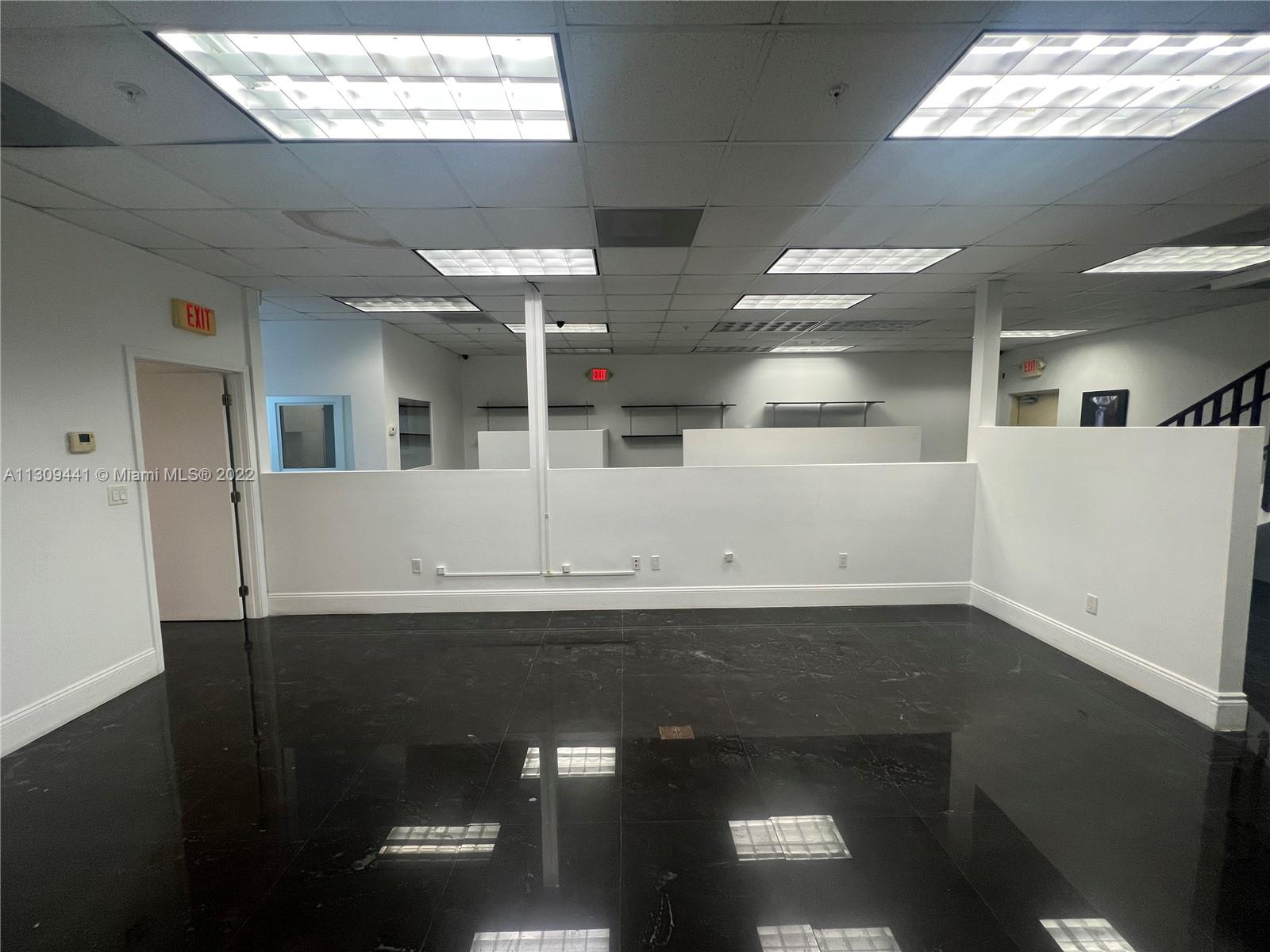 See details 4 / sq. ft. $ 2022-11-30 0 Photo