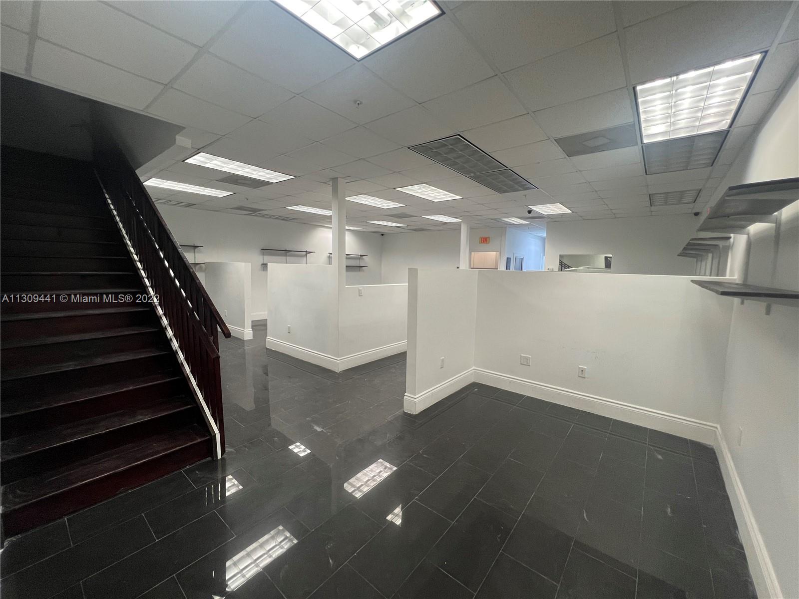 See details 4 / sq. ft. $ 2022-11-30 0 Photo