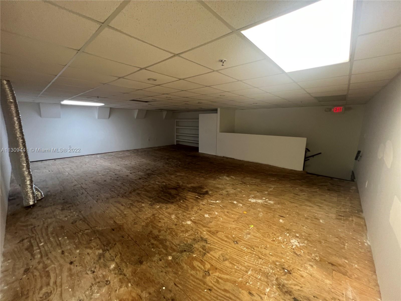 See details 4 / sq. ft. $ 2022-11-30 0 Photo