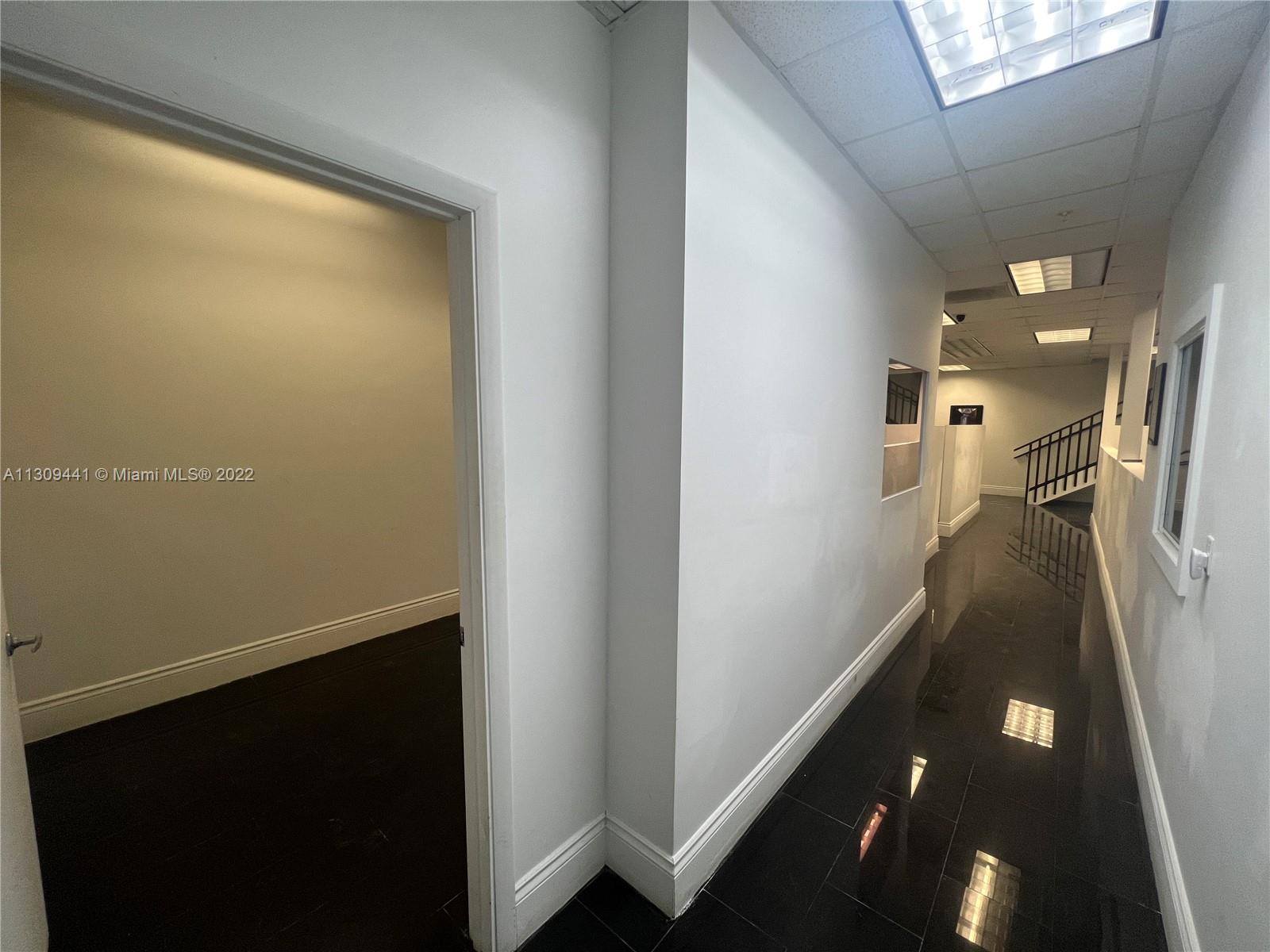See details 4 / sq. ft. $ 2022-11-30 0 Photo
