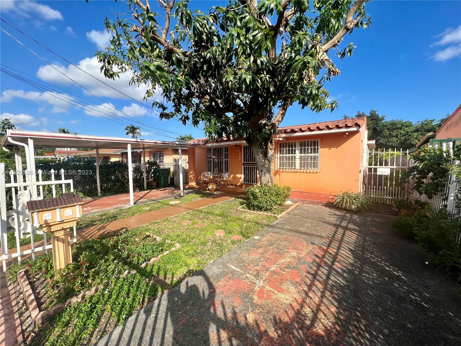 Ver detalles 515 2 / 1 1170 sq. ft. $ 2022-12-05 0 foto