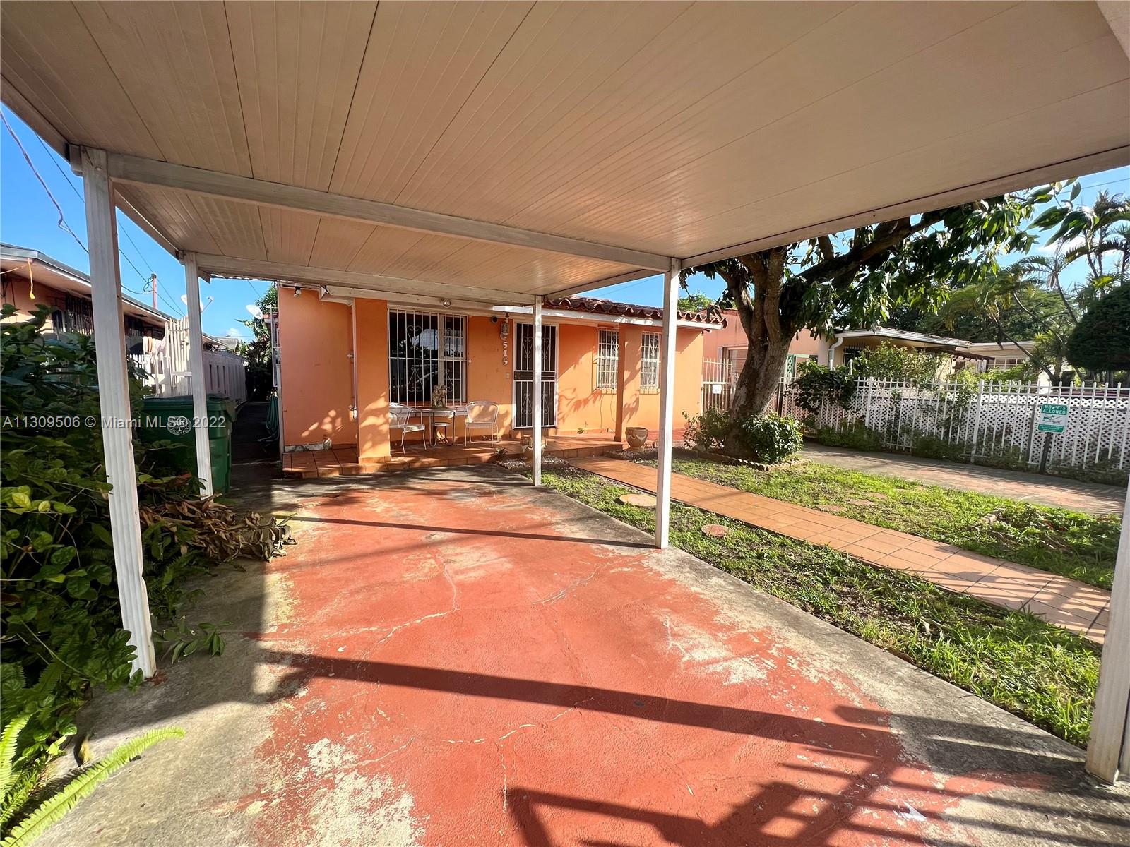 Ver detalles 515 2 / 1 1170 sq. ft. $ 2022-12-05 0 foto