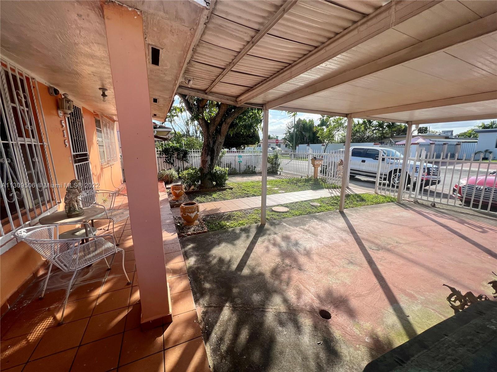 Ver detalles 515 2 / 1 1170 sq. ft. $ 2022-12-05 0 foto
