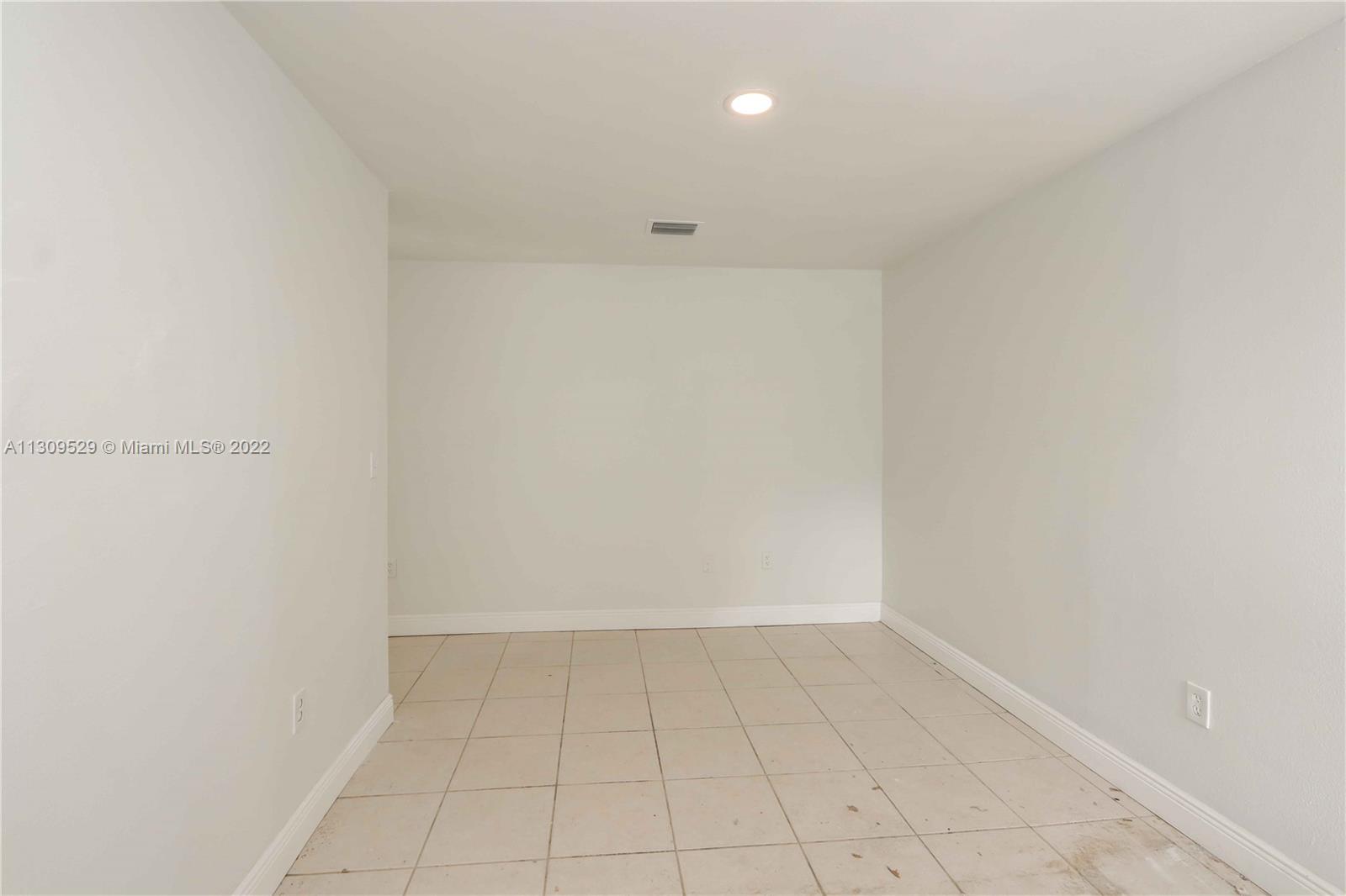 See details / 2090 sq. ft. $ 2022-11-30 0 Photo