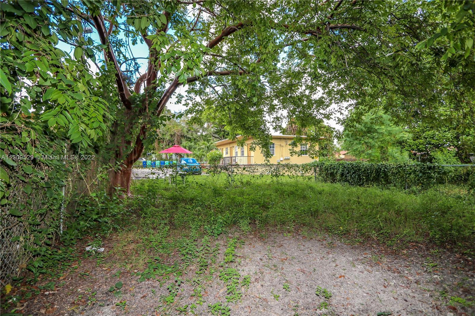 See details / 2090 sq. ft. $ 2022-11-30 0 Photo