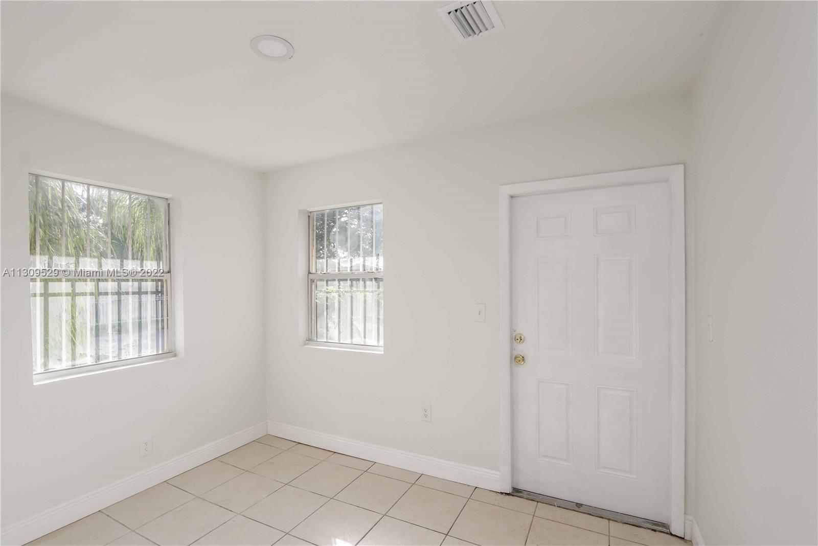 See details / 2090 sq. ft. $ 2022-11-30 0 Photo