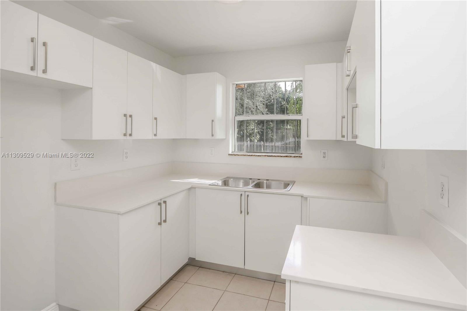 See details / 2090 sq. ft. $ 2022-11-30 0 Photo
