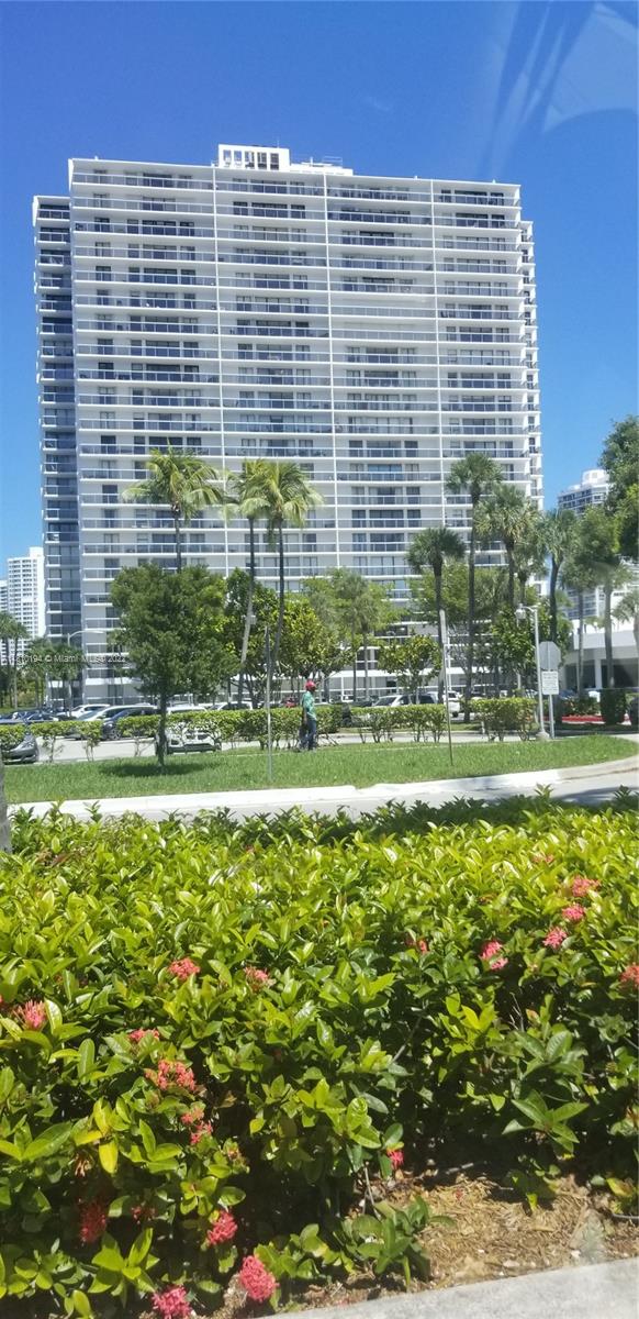 Photo of 3701 Country Club Dr #1006, Aventura, Florida, 33180 -