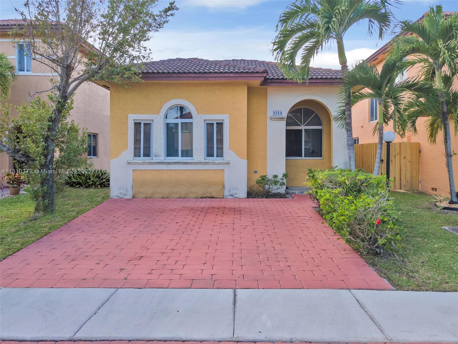 See details / 3600 sq. ft. $ 2022-12-28 0 Photo