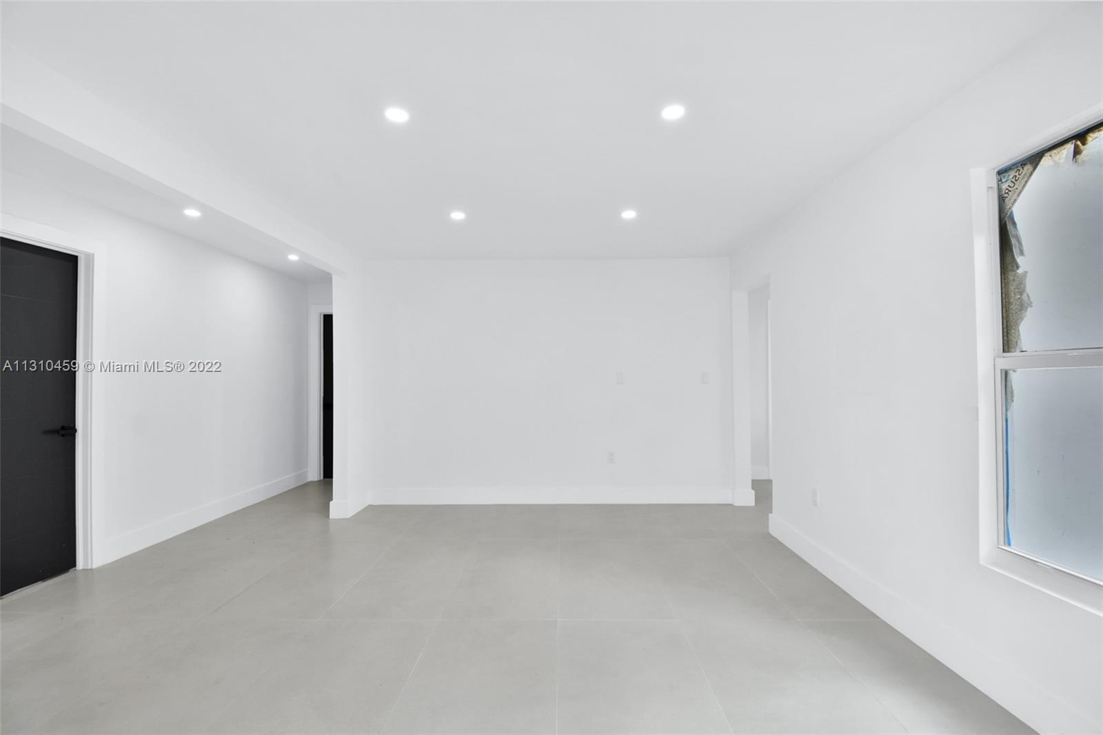 See details / 1516 sq. ft. $ 2022-12-02 0 Photo