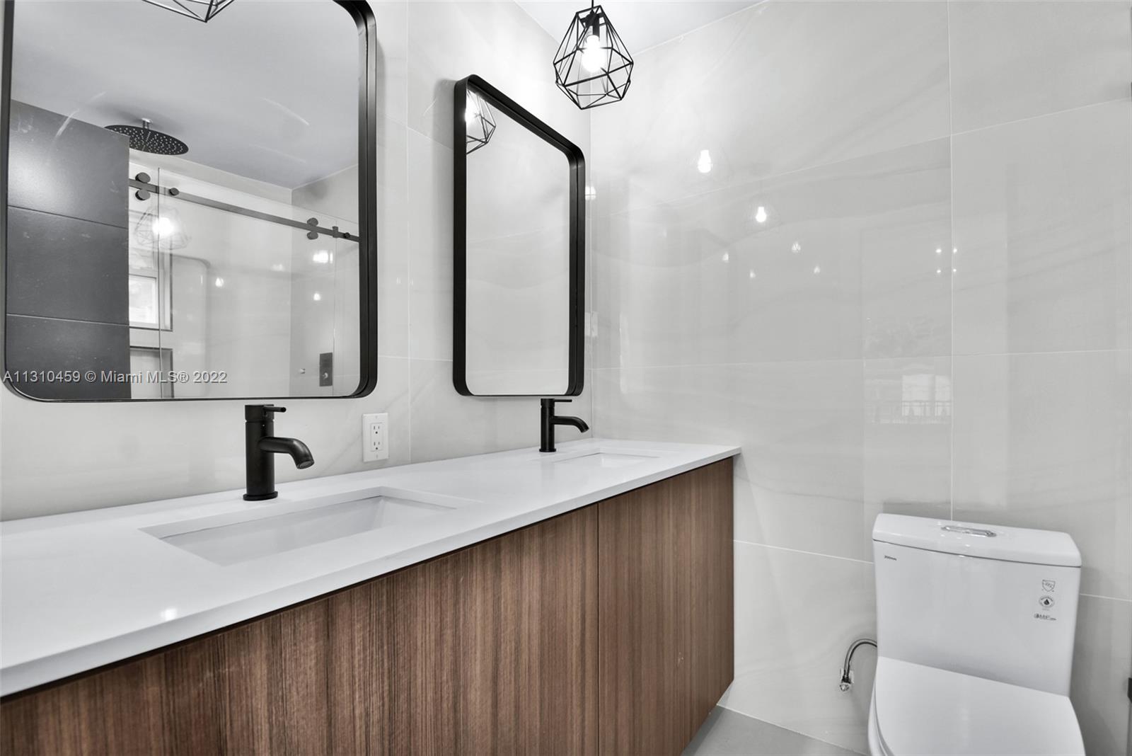 See details / 1516 sq. ft. $ 2022-12-02 0 Photo