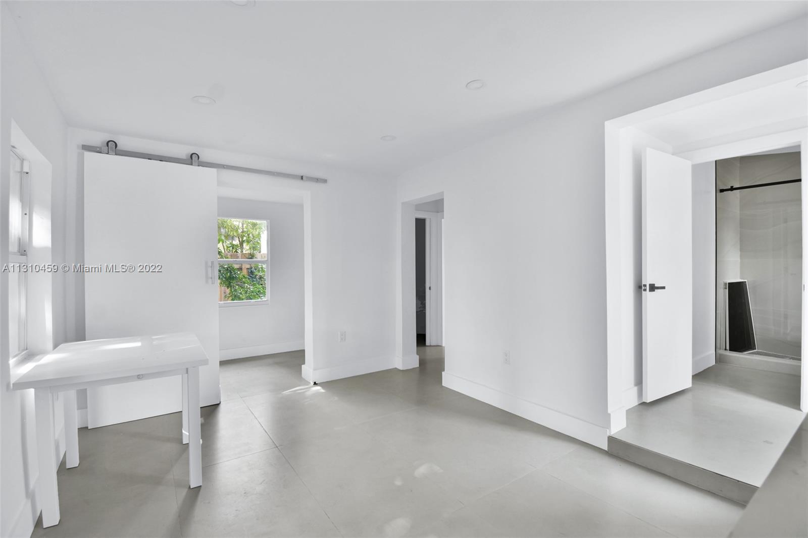 See details / 1516 sq. ft. $ 2022-12-02 0 Photo