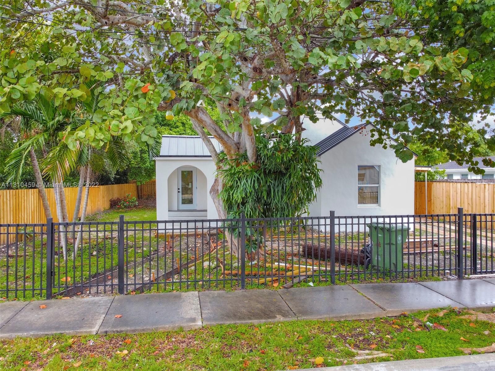 See details / 1516 sq. ft. $ 2022-12-02 0 Photo
