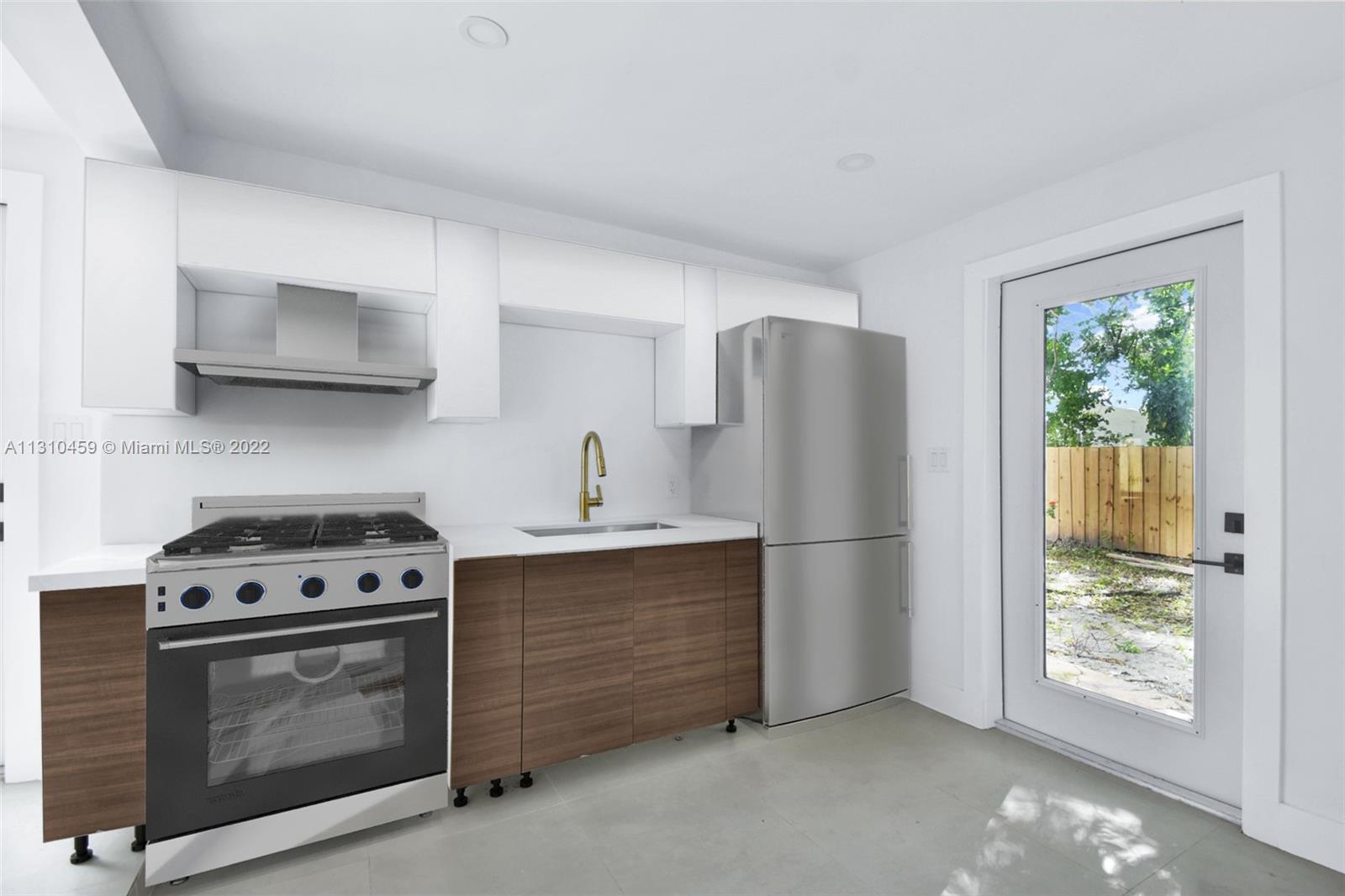 See details / 1516 sq. ft. $ 2022-12-02 0 Photo