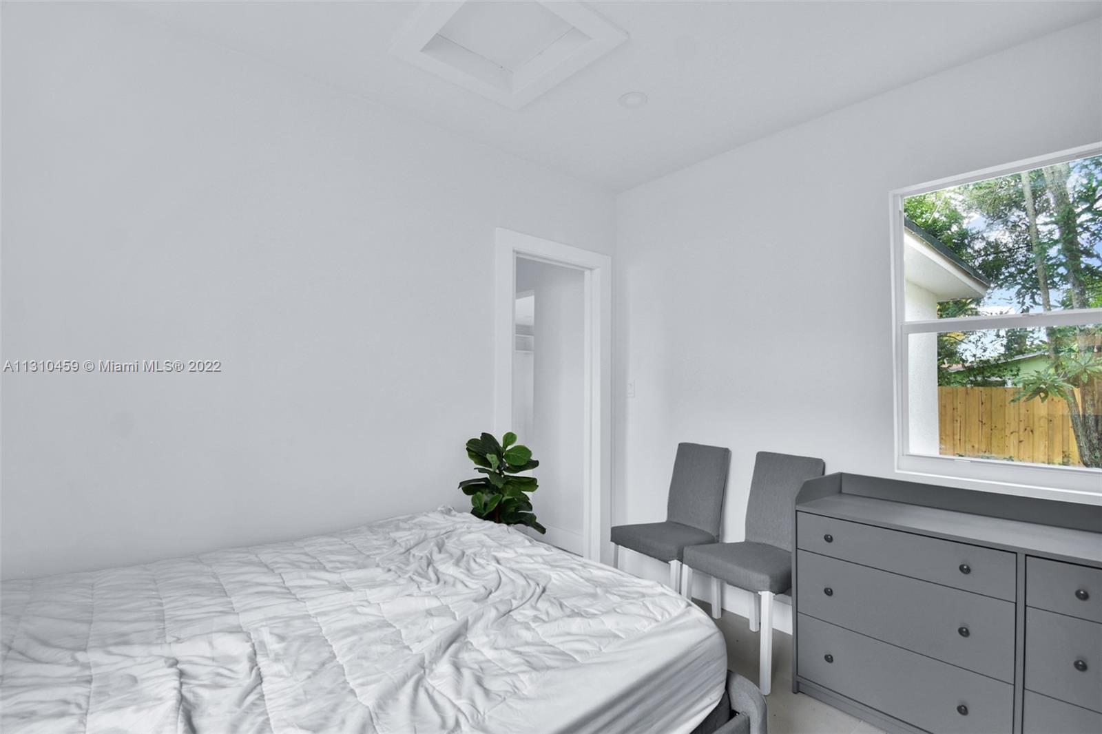 See details / 1516 sq. ft. $ 2022-12-02 0 Photo