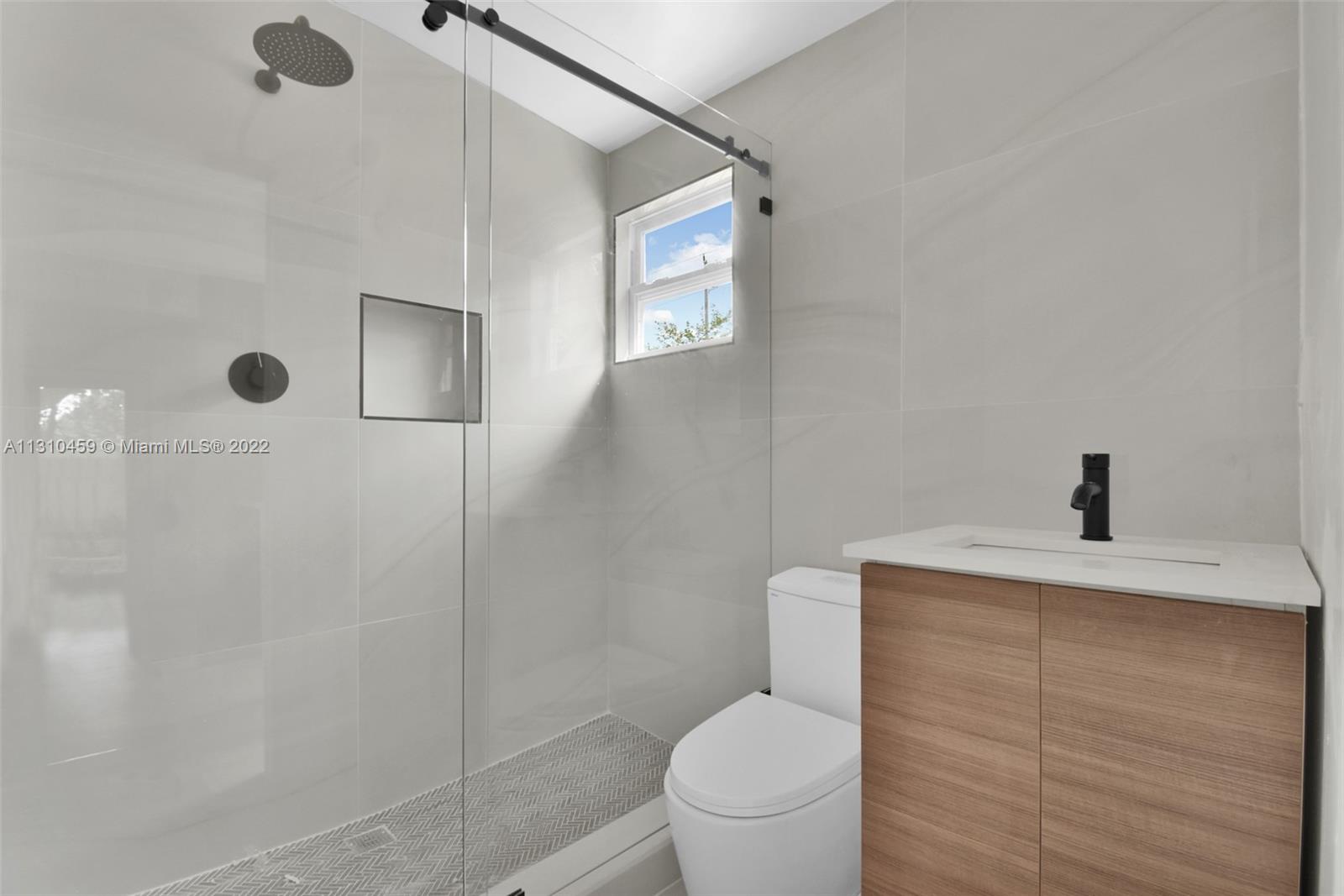 See details / 1516 sq. ft. $ 2022-12-02 0 Photo