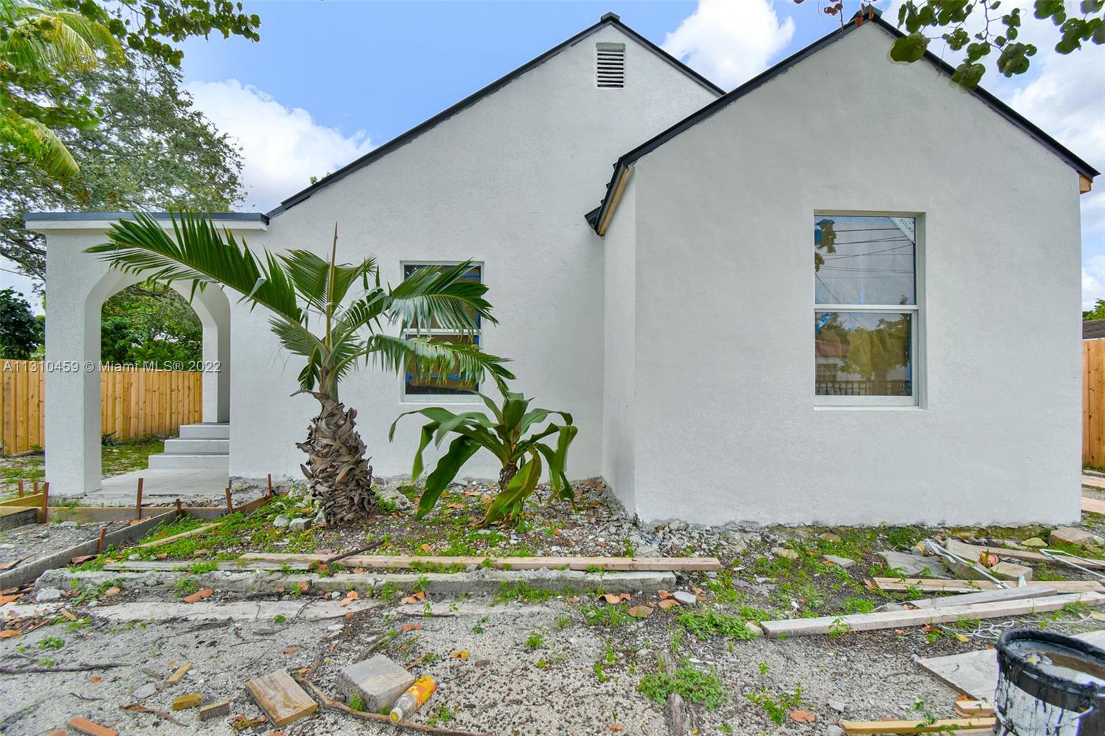 See details / 1516 sq. ft. $ 2022-12-02 0 Photo