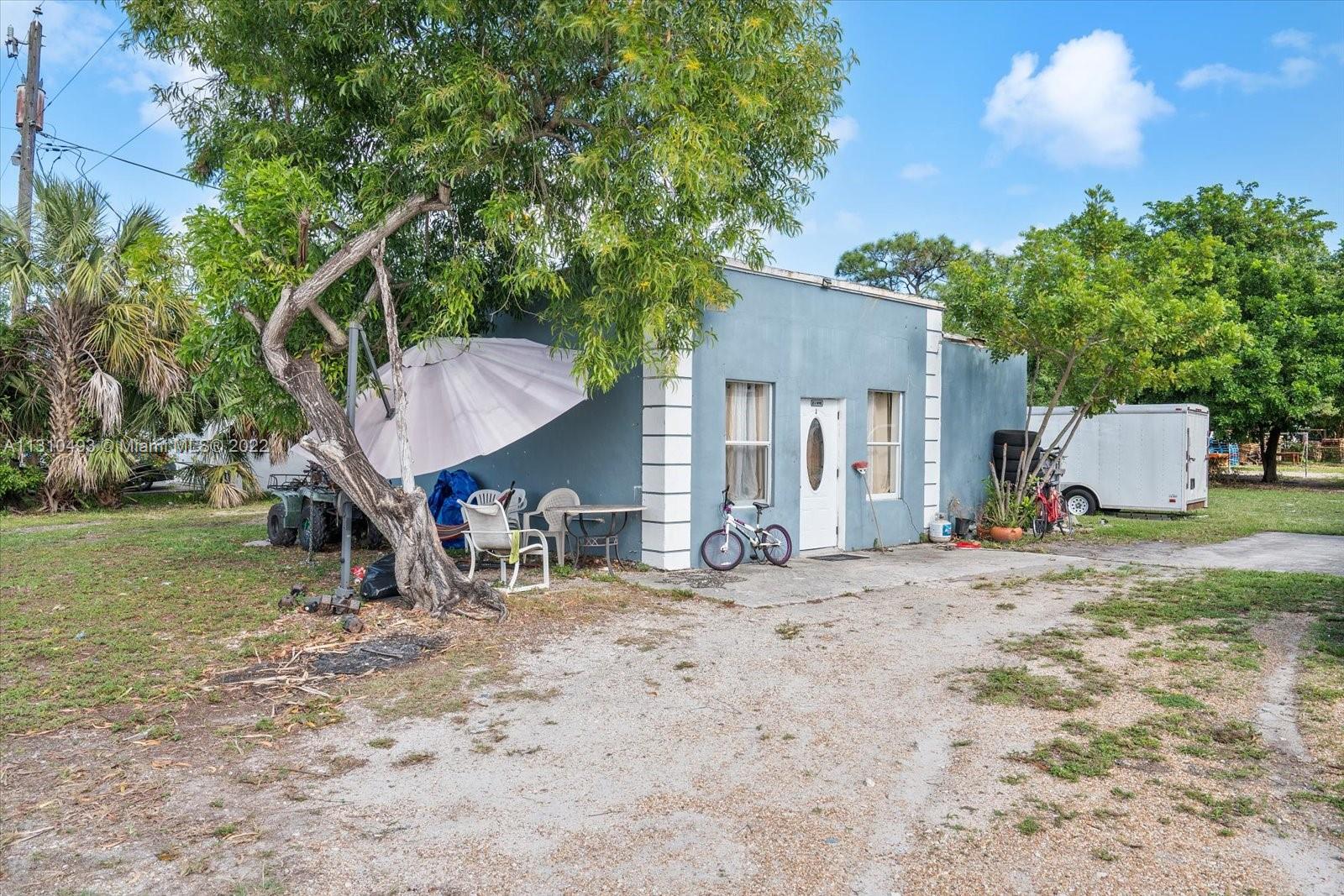 See details / 1056 sq. ft. $ 2022-12-02 0 Photo