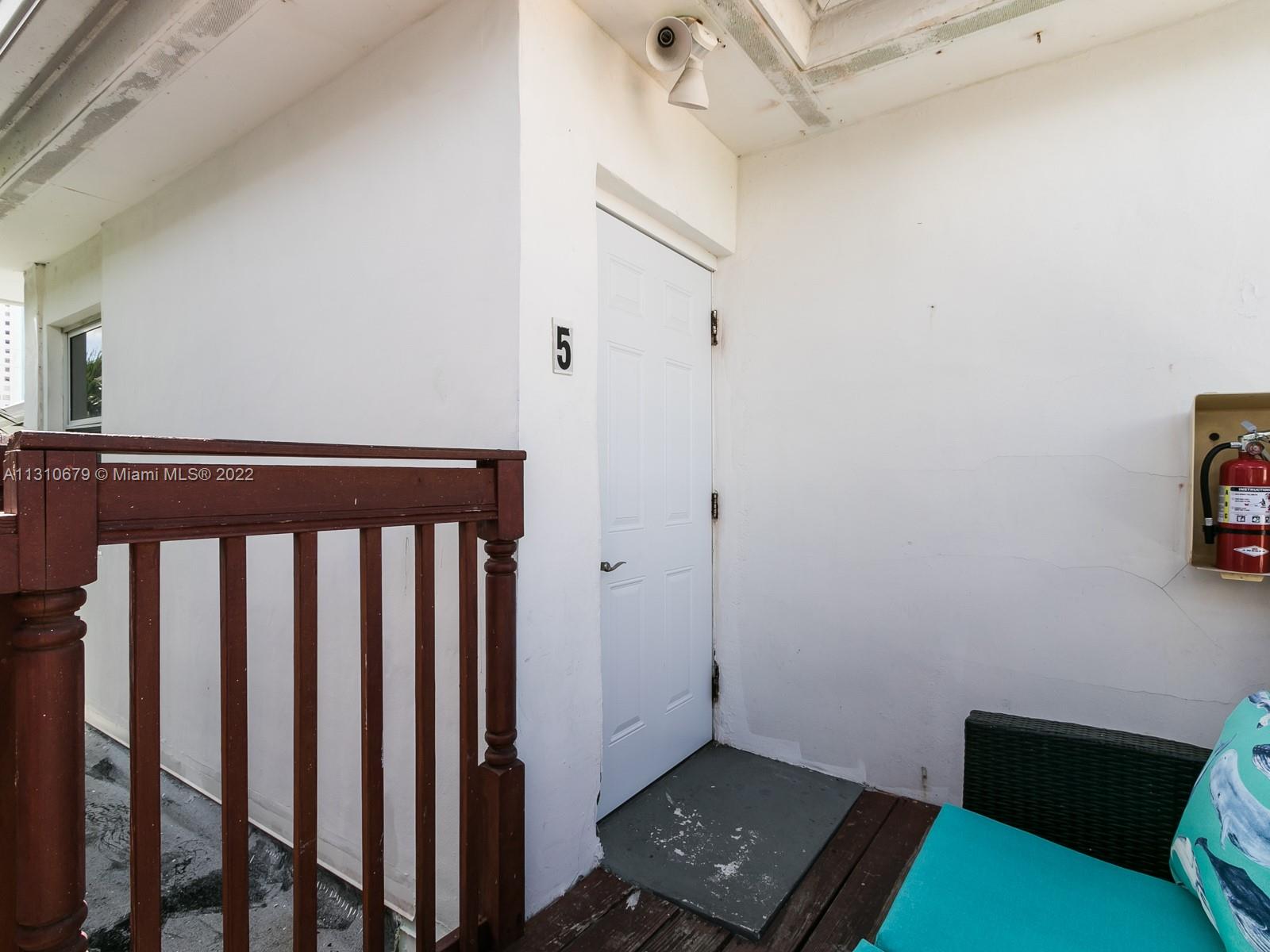 See details / sq. ft. $ 2022-12-02 0 Photo