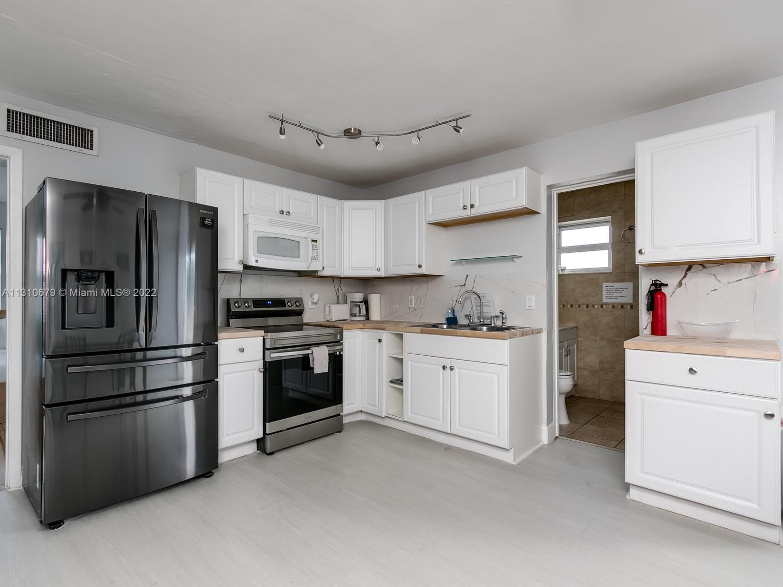 See details / sq. ft. $ 2022-12-02 0 Photo