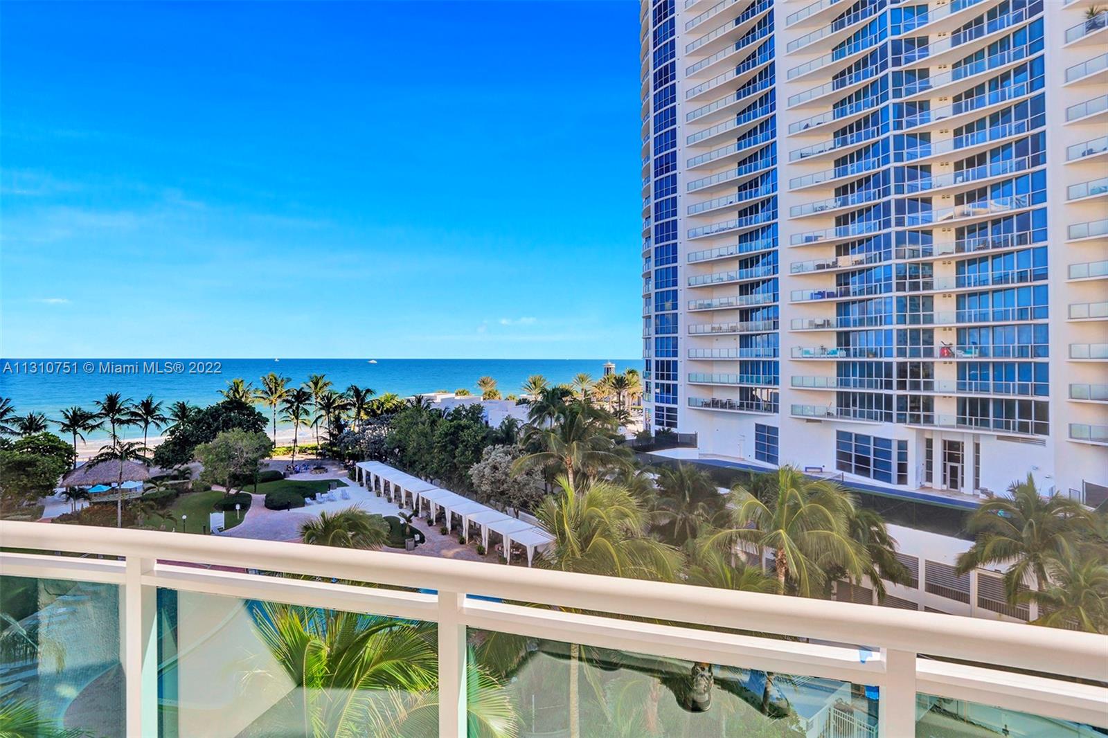 Photo of 3001 Ocean Drive #625, Hollywood, Florida, 33019 -