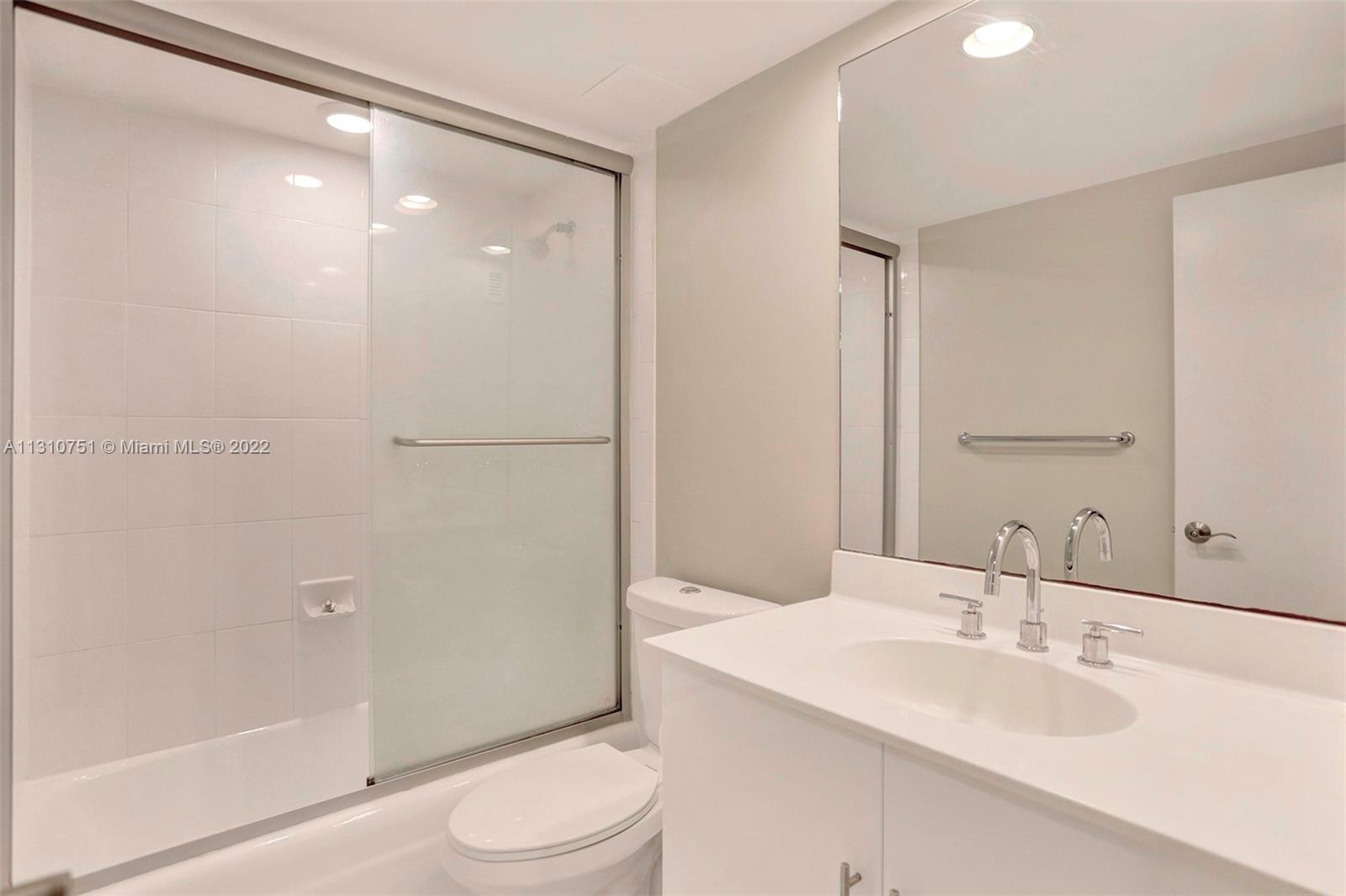 Photo of 3001 Ocean Drive #625, Hollywood, Florida, 33019 -