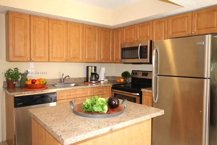 See details / 1248 sq. ft. $ 2022-12-05 0 Photo