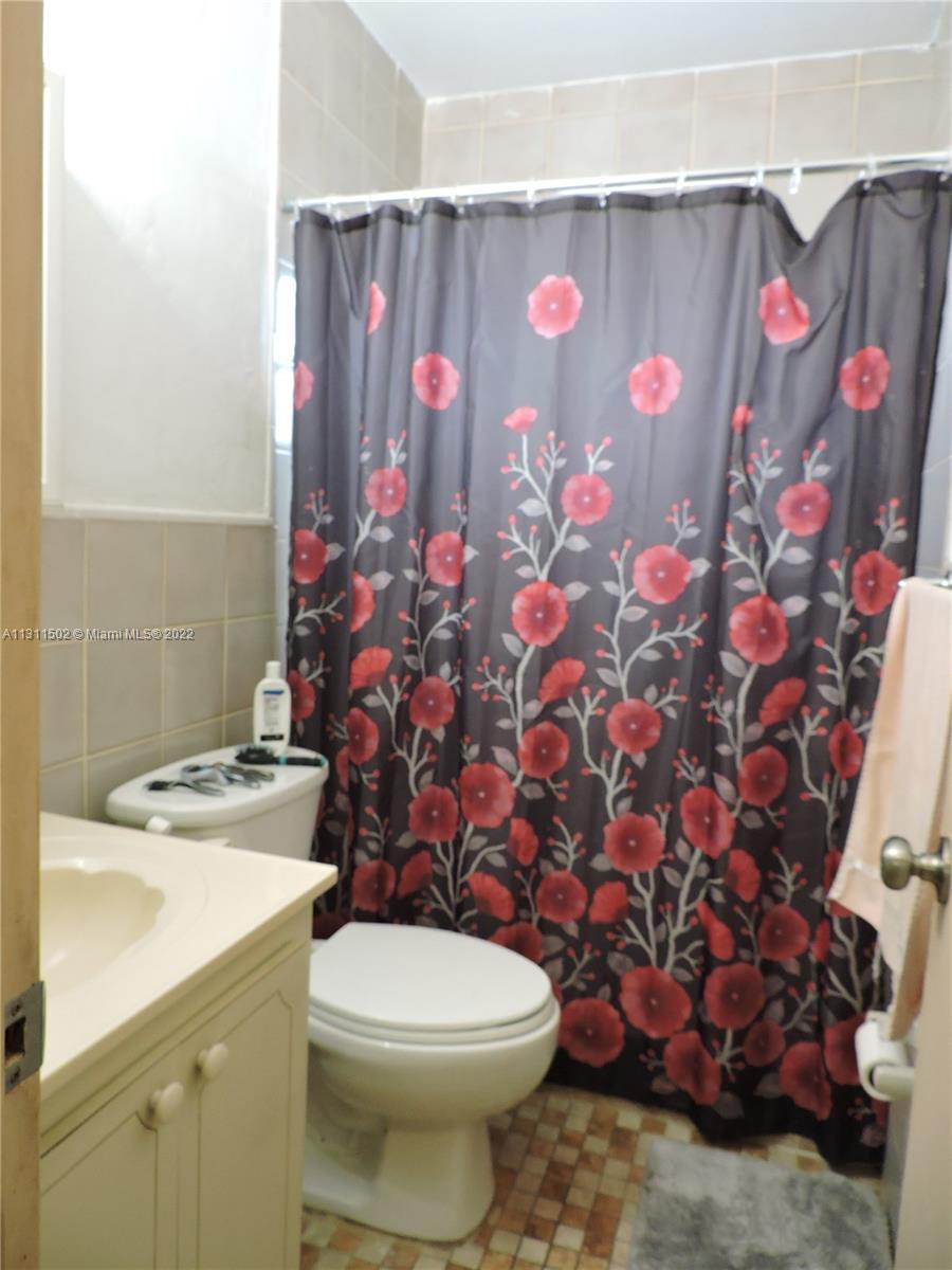 See details / 1820 sq. ft. $ 2022-12-05 0 Photo