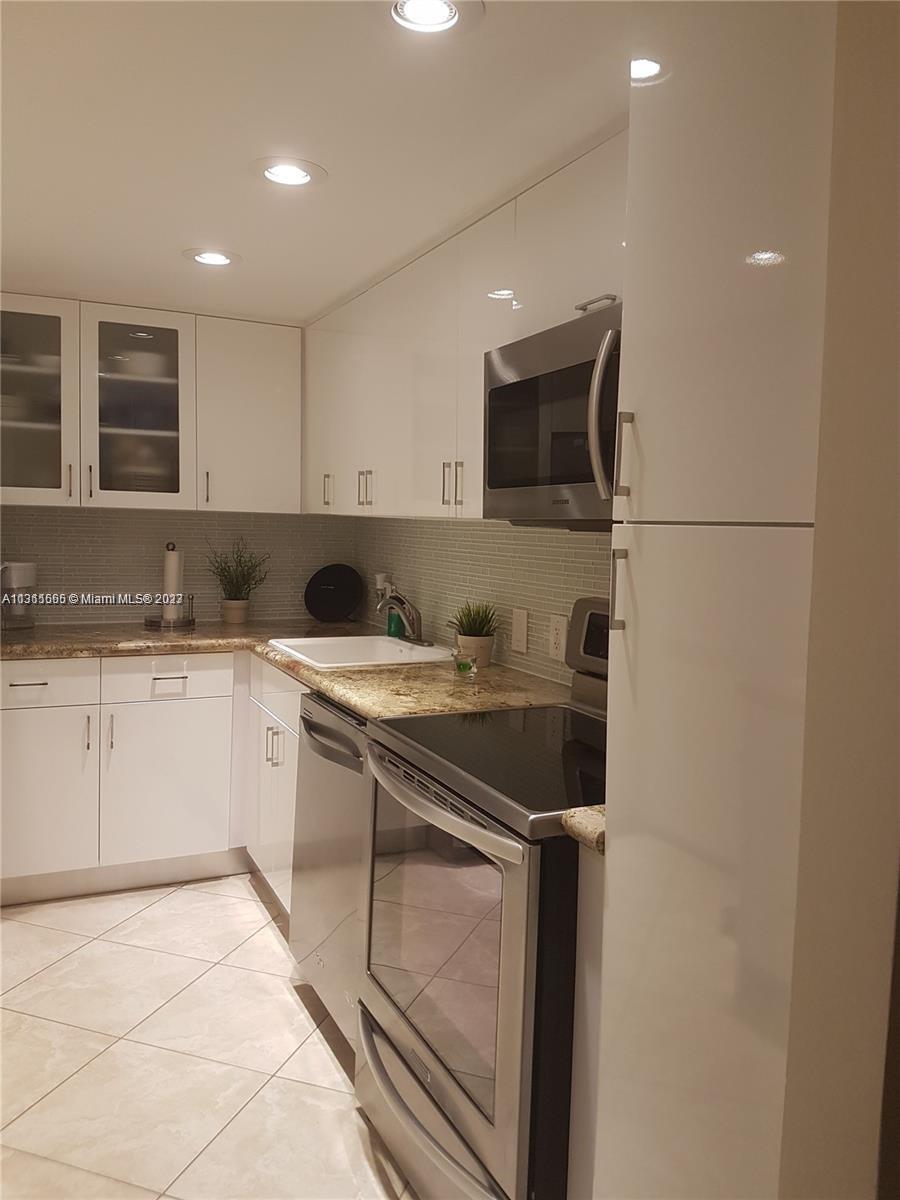 Photo of 3475 Country Club Dr #115, Aventura, Florida, 33180 -