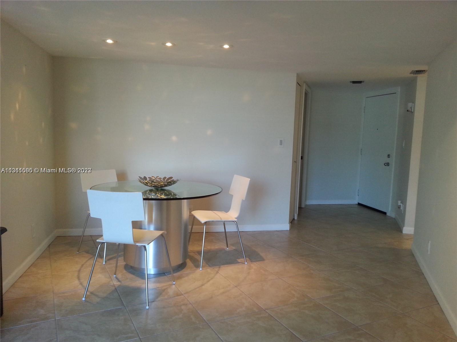 Photo of 3475 Country Club Dr #115, Aventura, Florida, 33180 -