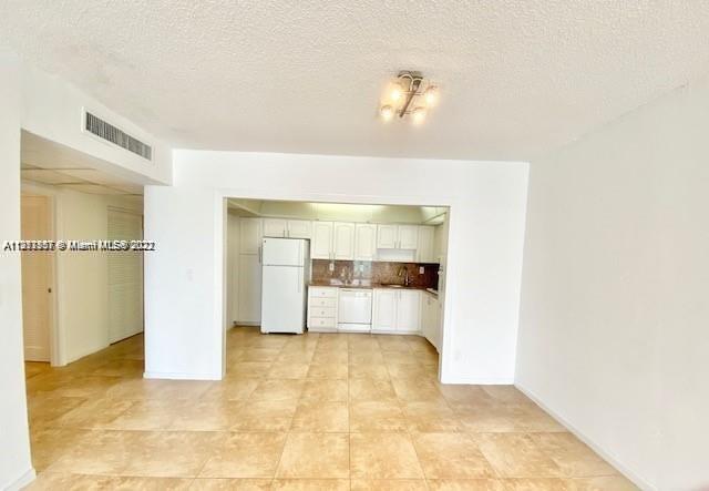 Photo of 19380 Collins Ave #1611, Sunny Isles Beach, Florida, 33160 -
