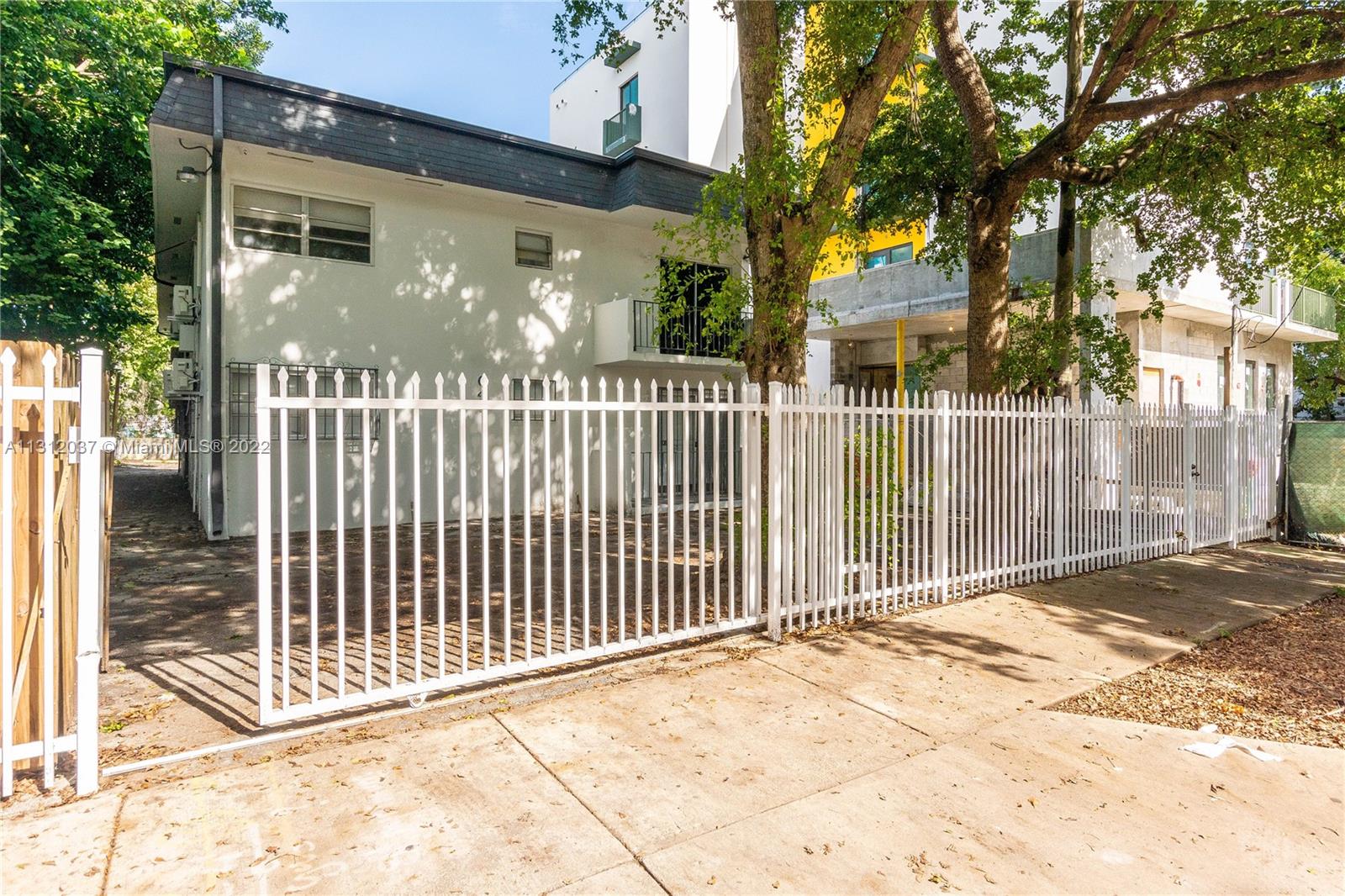 See details / sq. ft. $ 2022-12-06 0 Photo